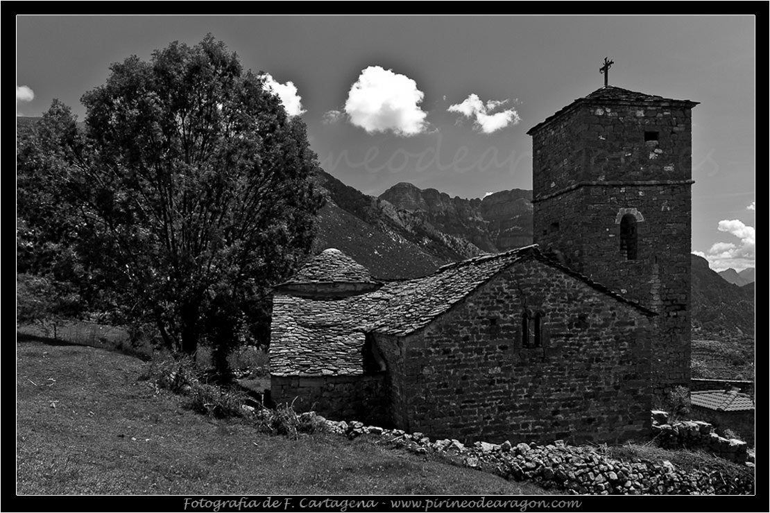 Iglesia de Orus