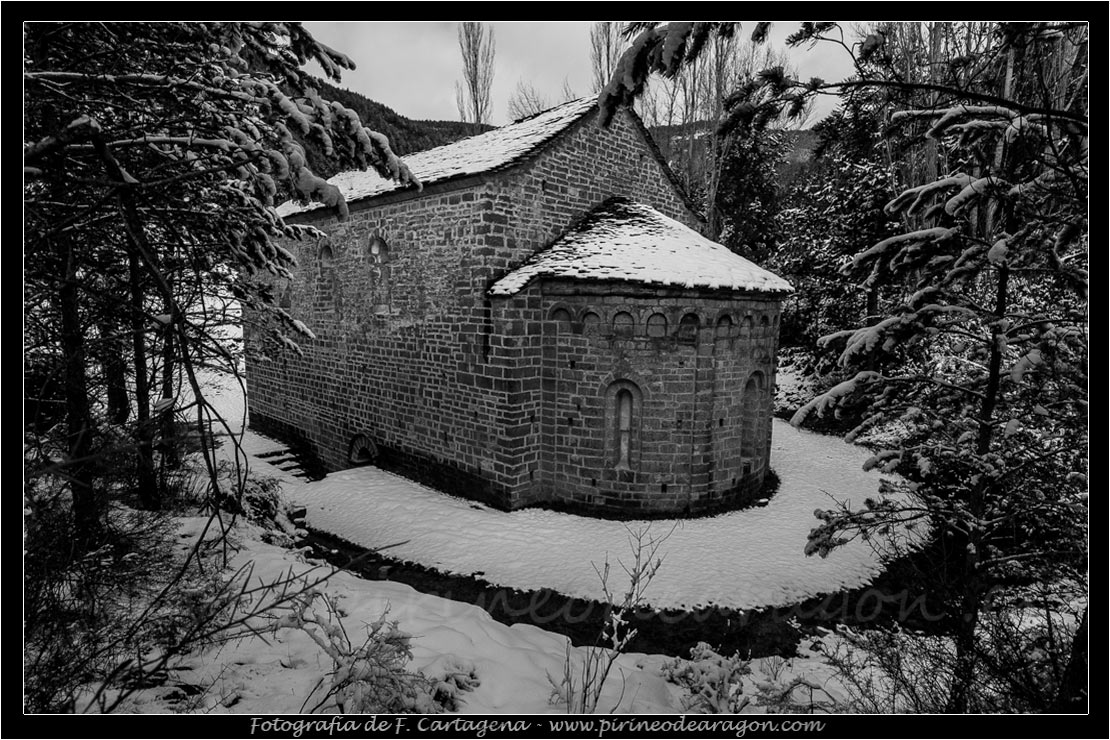 Iglesia de Orus